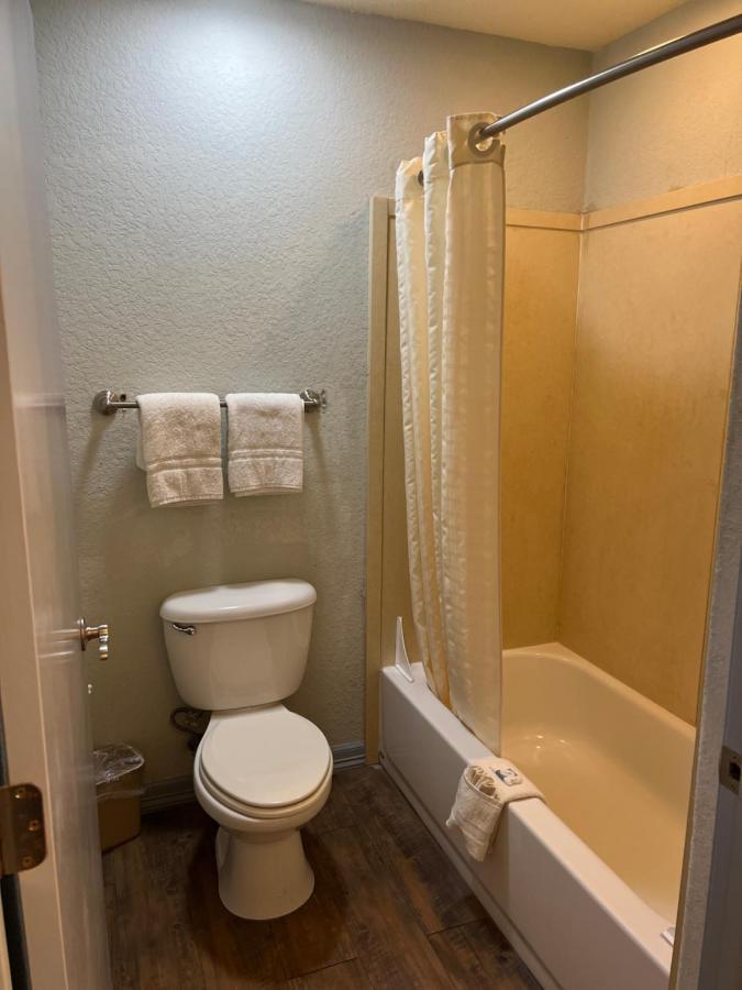 Hotel Bien Venido Pearsall المظهر الخارجي الصورة